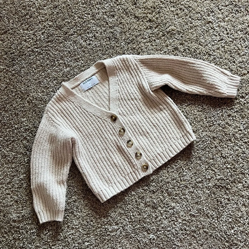 Old Navy Toddler Girl Cream Sweater Size 3t